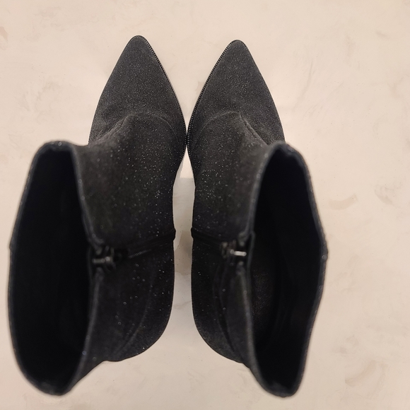 Renvy boots - Picture 3 of 8